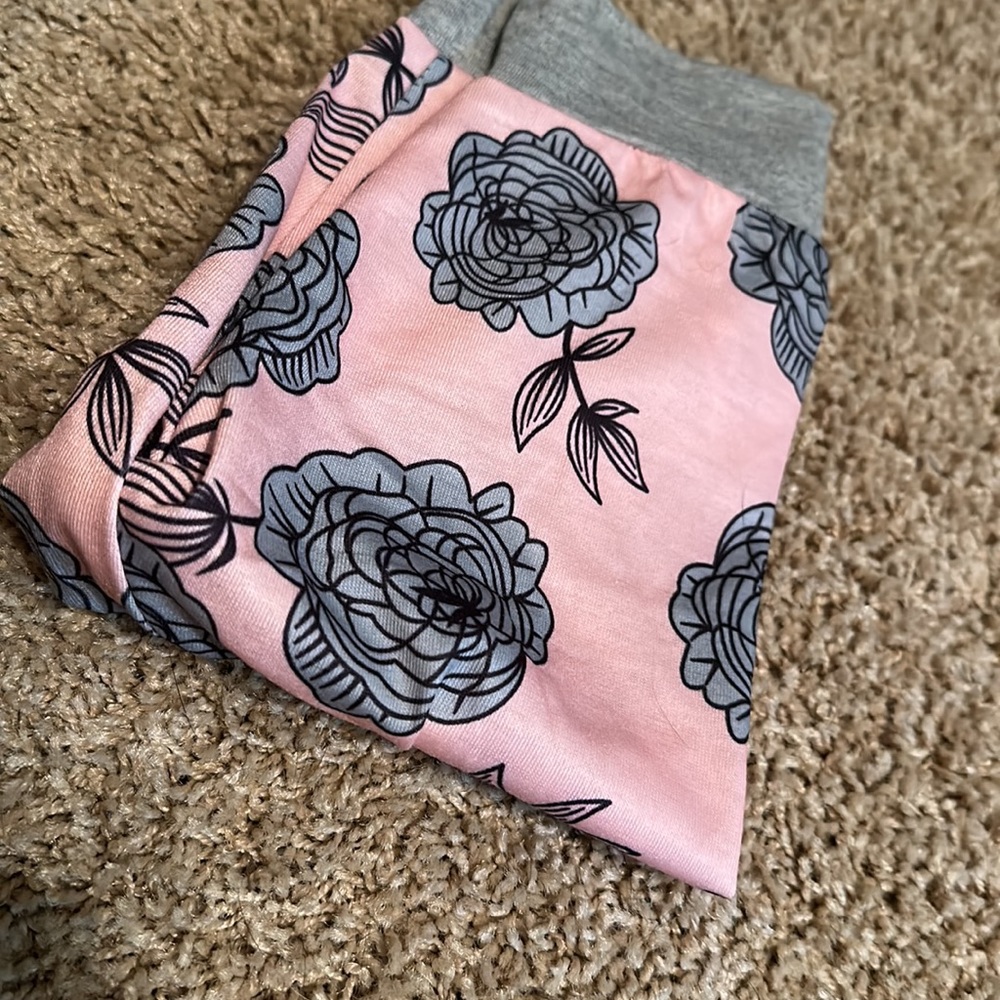 Baby Girl Clothes - Picture 2 of 4
